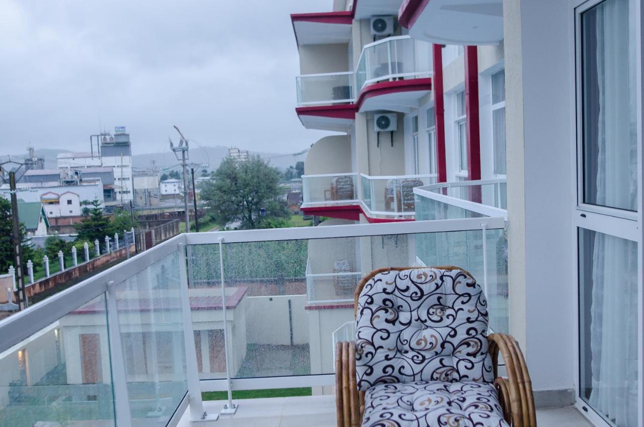 Hotel Menabe'L Antsirabe Ngoại thất bức ảnh